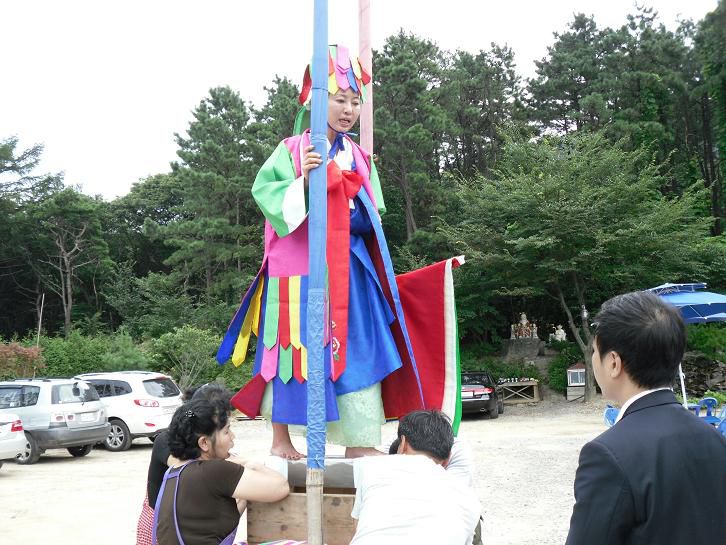 한양굿(작두장군)